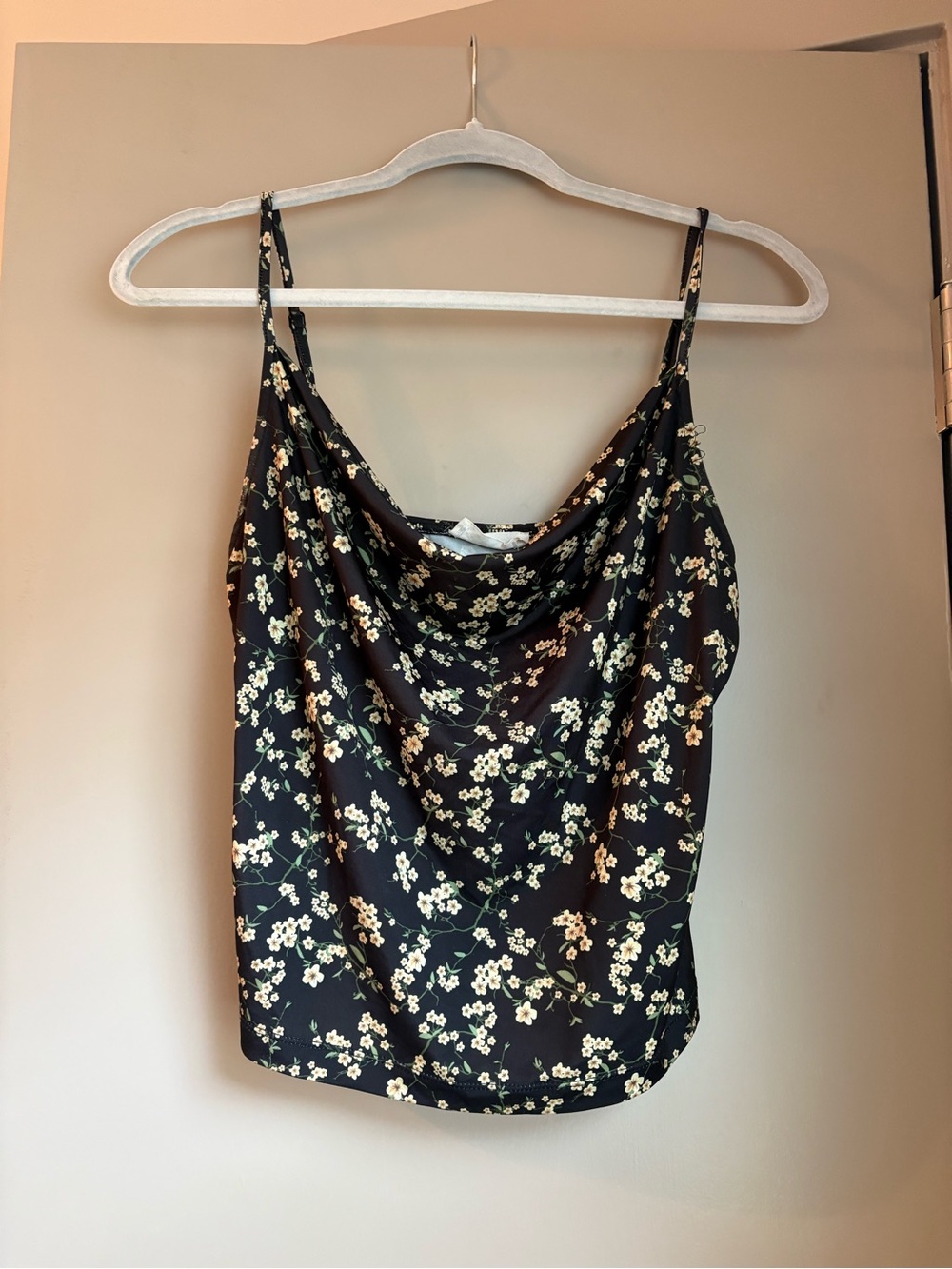 Urban Outfitters Floral Cowl Neck Camisole in Black & Green Size Medium